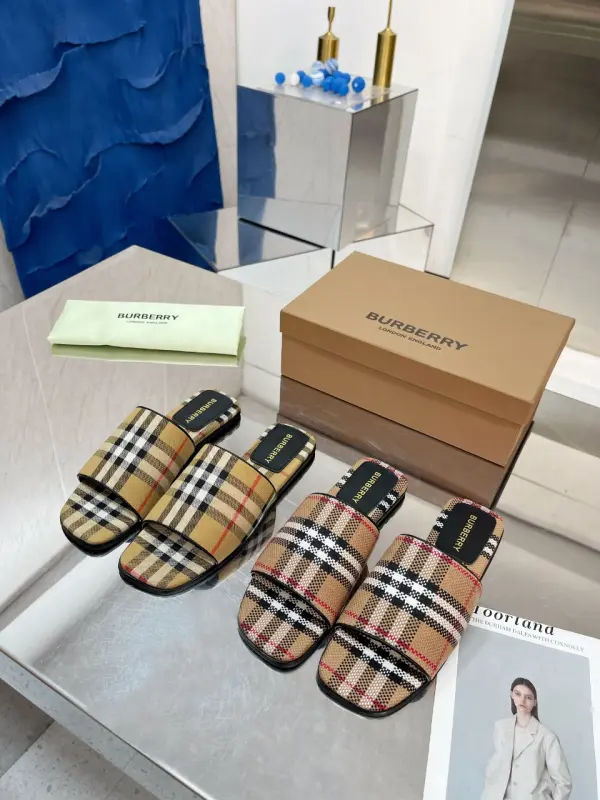 Knock Off Burberry Flat Slipper for Women