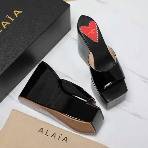 High Quality Replica Alaia Shoes for Women
