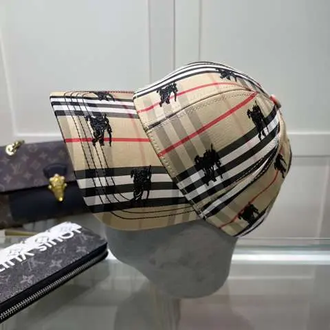 High Quality Replica Burberry Baseball cap