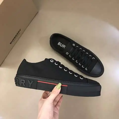 High Quality Replica Burberry sneakers for Men