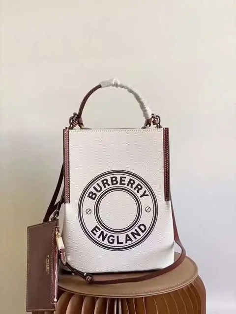Replica Burberry Bag