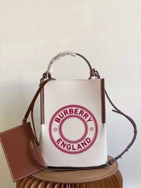 Replica Burberry Bag