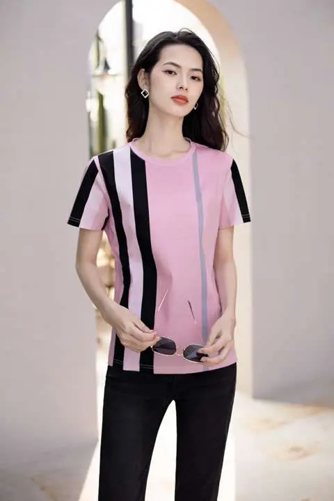 High Quality Replica Burberry T-Shirts For Women