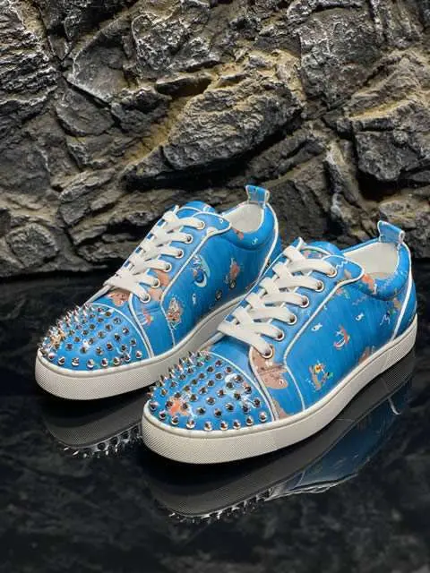 Replica High Quality Christian Louboutin Shoes for Women