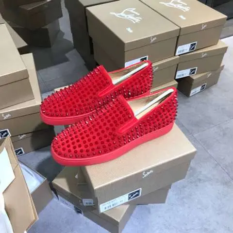 Replica High Quality Christian Louboutin Shoes for Women