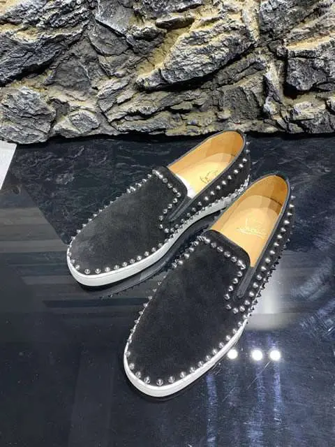 Replica High Quality Christian Louboutin Shoes for Women