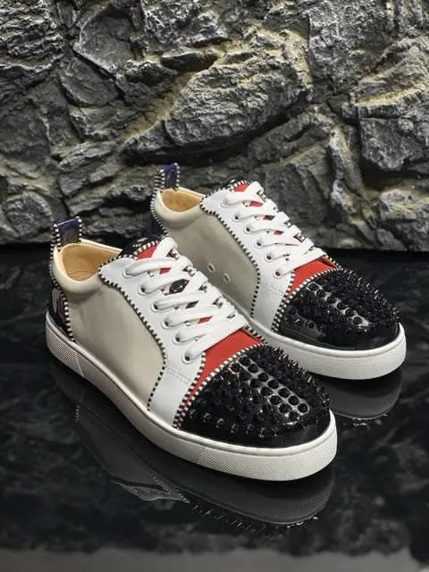 Replica High Quality Christian Louboutin Shoes for Women