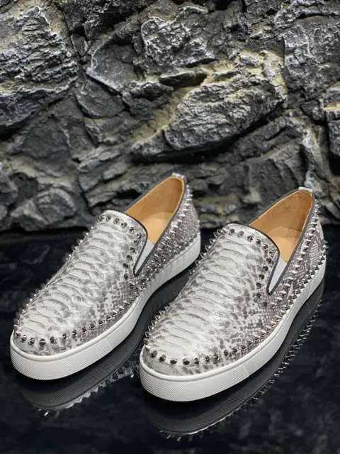 Replica High Quality Christian Louboutin Shoes for Women