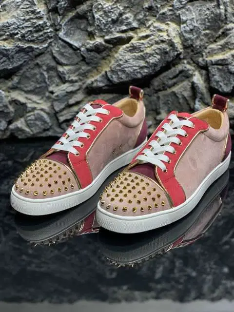Replica High Quality Christian Louboutin Shoes for Women