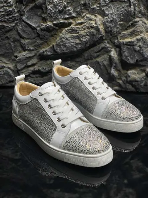 Replica High Quality Christian Louboutin Shoes for Women