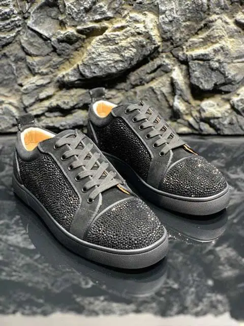 Replica High Quality Christian Louboutin Shoes for Women