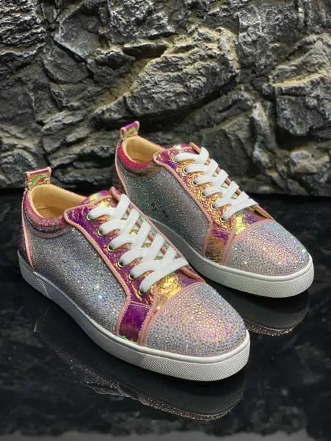Replica High Quality Christian Louboutin Shoes for Women