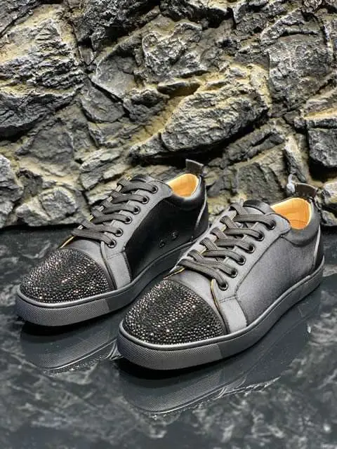 Replica High Quality Christian Louboutin Shoes for Women