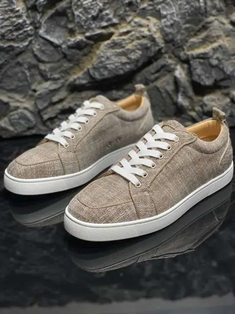 Replica High Quality Christian Louboutin Shoes for Women