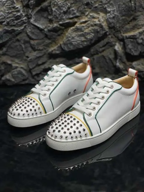 Replica High Quality Christian Louboutin Shoes for Women