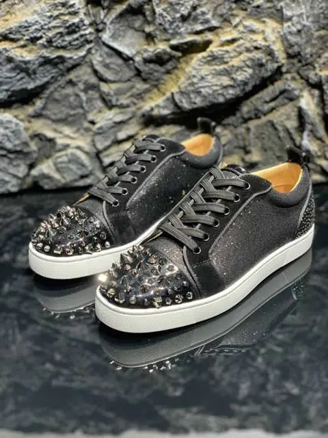 Replica High Quality Christian Louboutin Shoes for Women