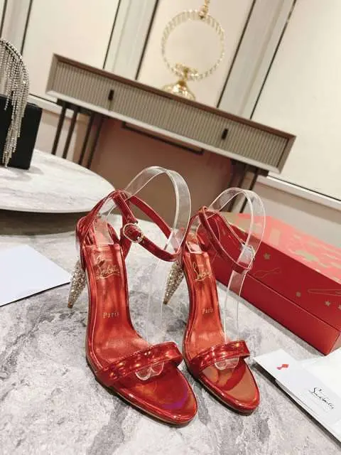 Replica High Quality Christian Louboutin Shoes for Women