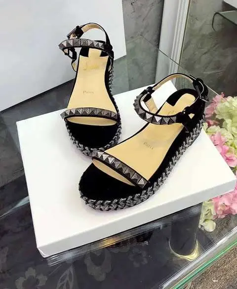 High Quality Replica Christian Louboutin sandal for Women