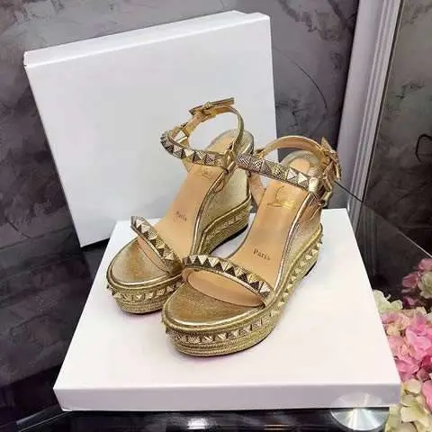 High Quality Replica Christian Louboutin sandal for Women