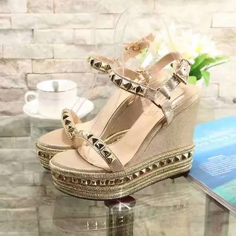 High Quality Replica Christian Louboutin sandal for Women