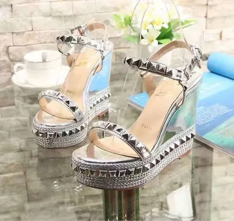 High Quality Replica Christian Louboutin sandal for Women