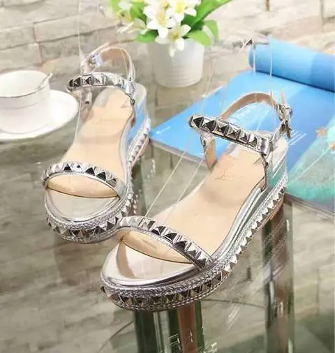 High Quality Replica Christian Louboutin sandal for Women