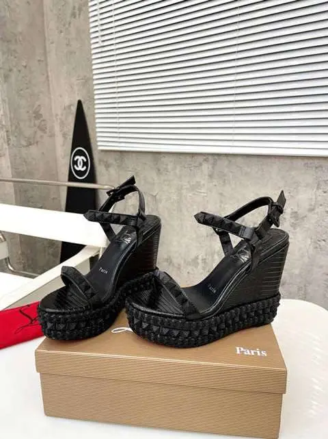 High Quality Replica Christian Louboutin sandal for Women