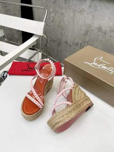 High Quality Replica Christian Louboutin sandal for Women