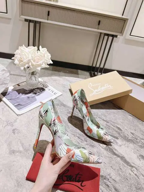 High Quality Replica Christian Louboutin Shoes for Women
