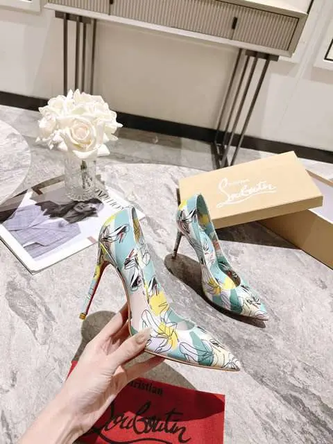 High Quality Replica Christian Louboutin Shoes for Women