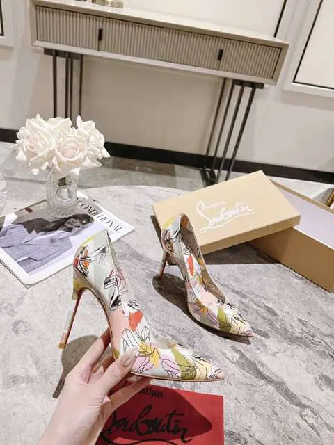 High Quality Replica Christian Louboutin Shoes for Women