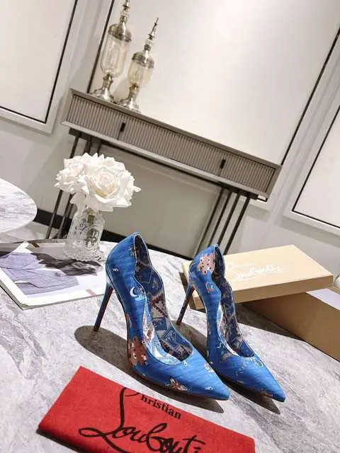 High Quality Replica Christian Louboutin Shoes for Women