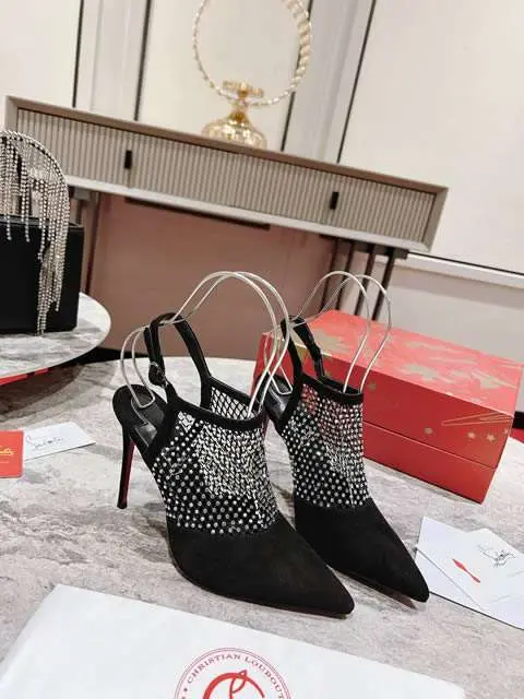 High Quality Replica Christian Louboutin Shoes for Women