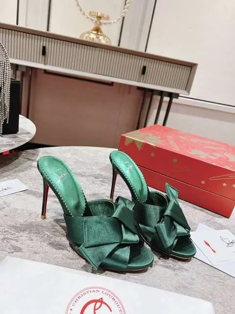 High Quality Replica Christian Louboutin Shoes for Women