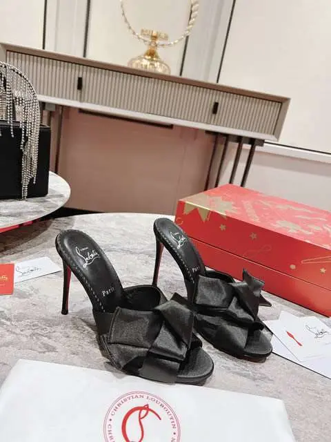 High Quality Replica Christian Louboutin Shoes for Women