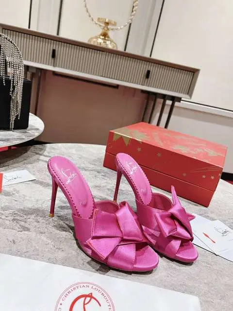 High Quality Replica Christian Louboutin Shoes for Women