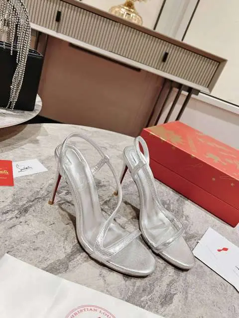 High Quality Replica Christian Louboutin Shoes for Women