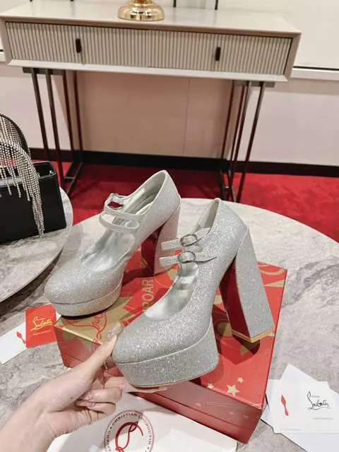 High Quality Replica Christian Louboutin Shoes for Women