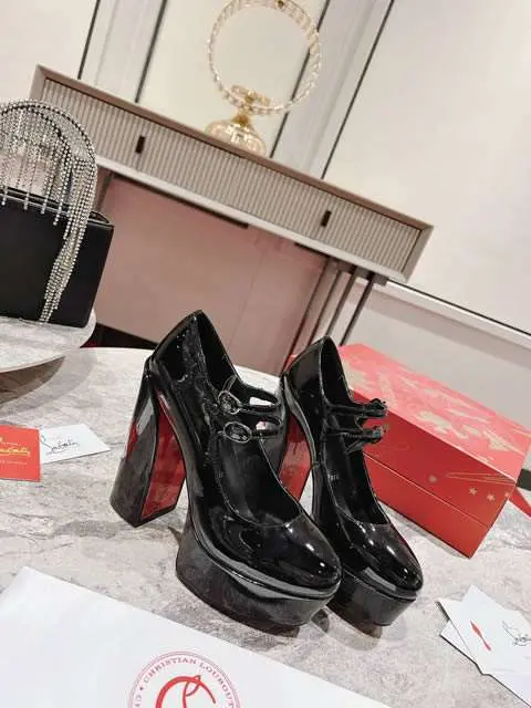 High Quality Replica Christian Louboutin Shoes for Women