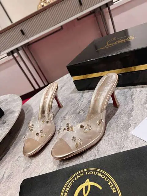 High Quality Replica Christian Louboutin shoes for Women