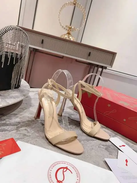 High Quality Replica Christian Louboutin shoes for Women