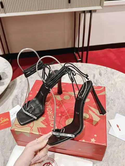 High Quality Replica Christian Louboutin shoes for Women
