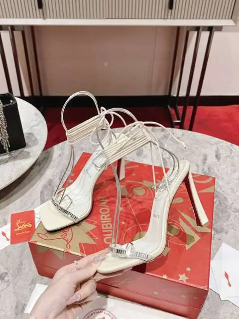 High Quality Replica Christian Louboutin shoes for Women