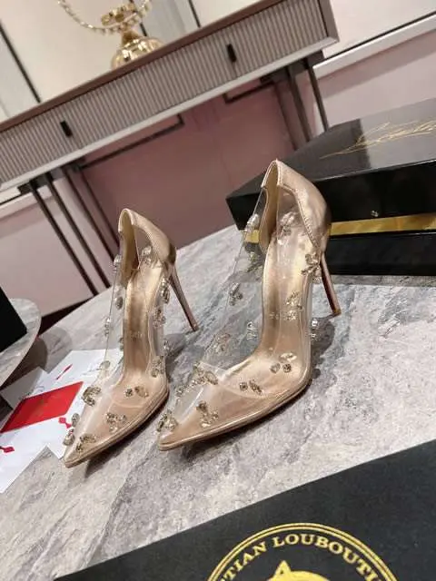 High Quality Replica Christian Louboutin shoes for Women