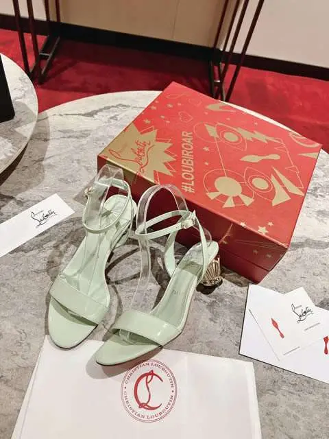 High Quality Replica Christian Louboutin shoes for Women