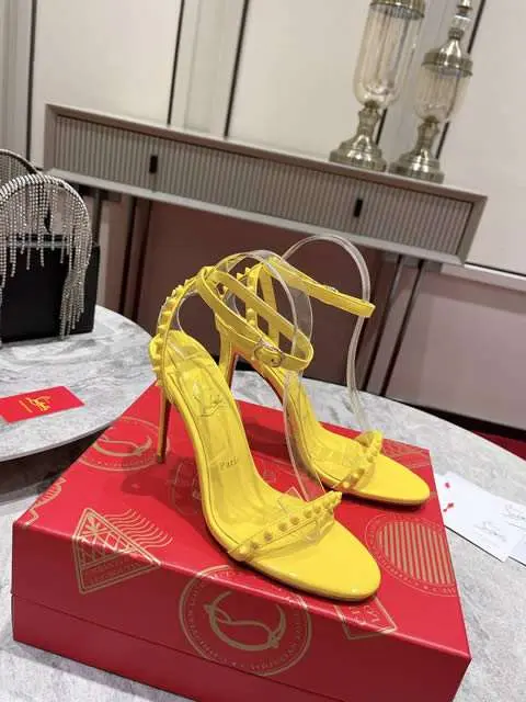 High Quality Replica Christian Louboutin shoes for Women
