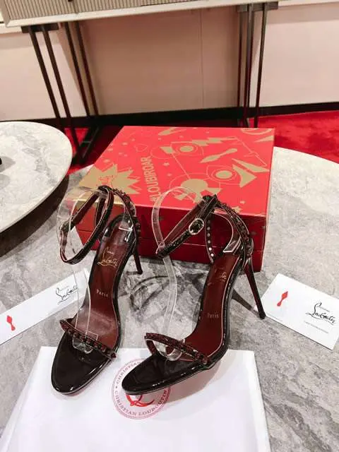High Quality Replica Christian Louboutin shoes for Women