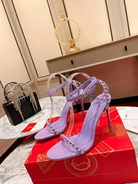 High Quality Replica Christian Louboutin shoes for Women