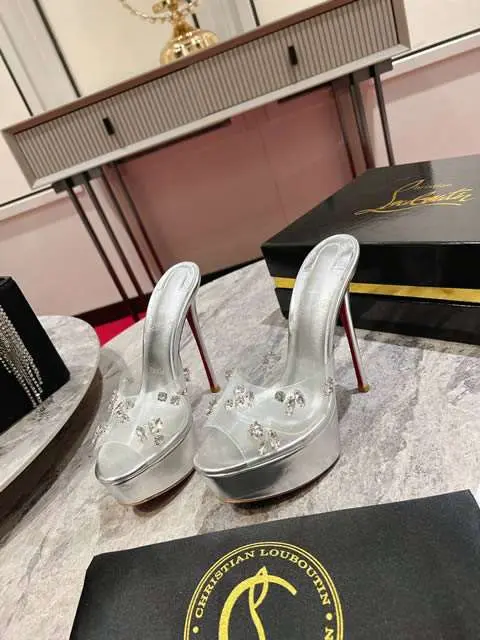 High Quality Replica Christian Louboutin shoes for Women