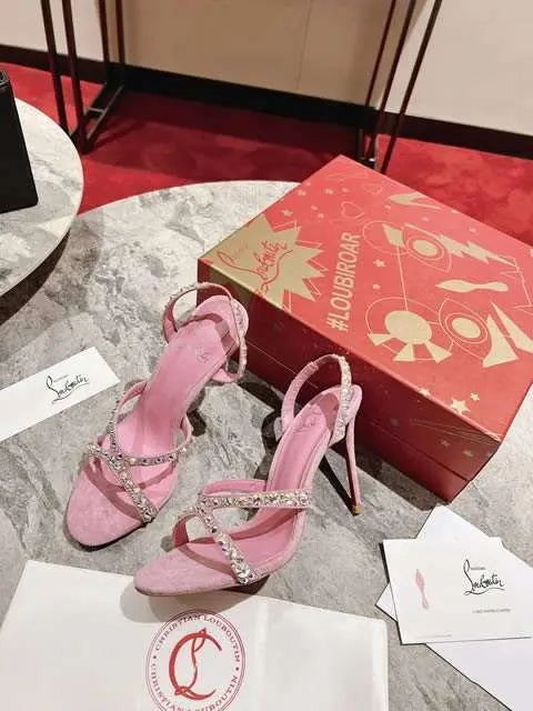 High Quality Replica Christian Louboutin shoes for Women